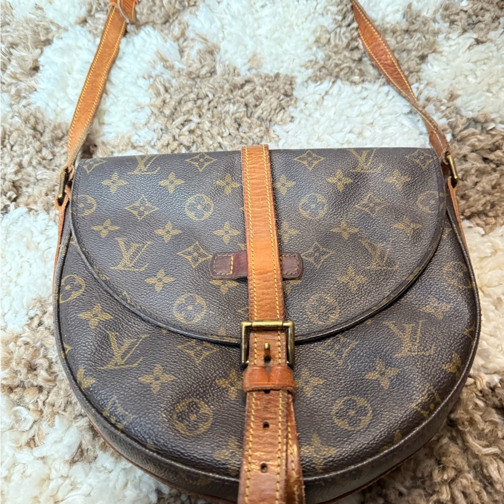 Louis Vuitton Monogram Saddle Crossbody Bag in Brown and Tan - Picture 3 of 6